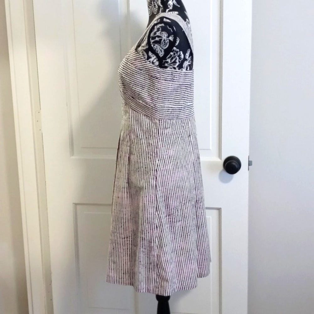 💘Carolina Herrera💘 - Black/White/Pink Stripe Pleated Cotton Midi Dress - Picture 6 of 15